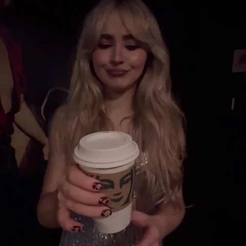 sabrina carpenter café